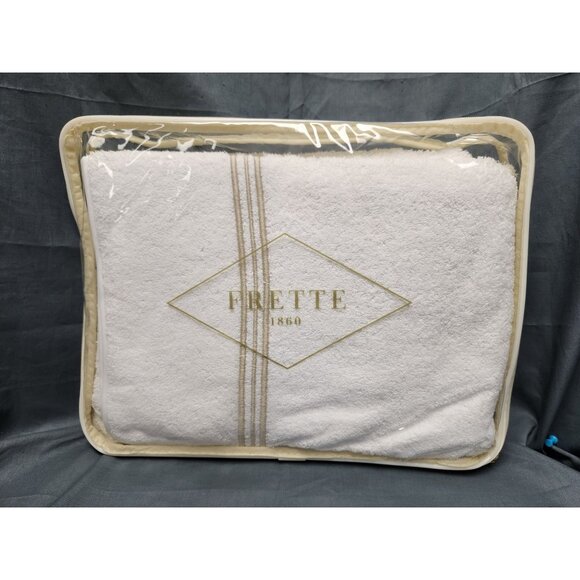Frette Essential Triplo Bourdon Bath Towel 27 in x 55 in White Beige Cotton NEW! - Picture 1 of 5